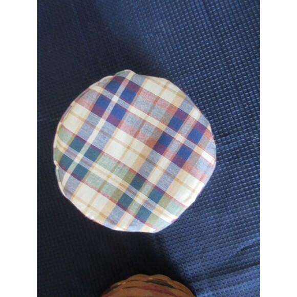 1999 Longaberger Woven Traditions Red/Green 7" Round Basket & Blue Plaid Insert - Picture 9 of 10